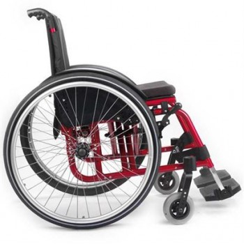 carrozzina leggera per disabili Althea Offcarr